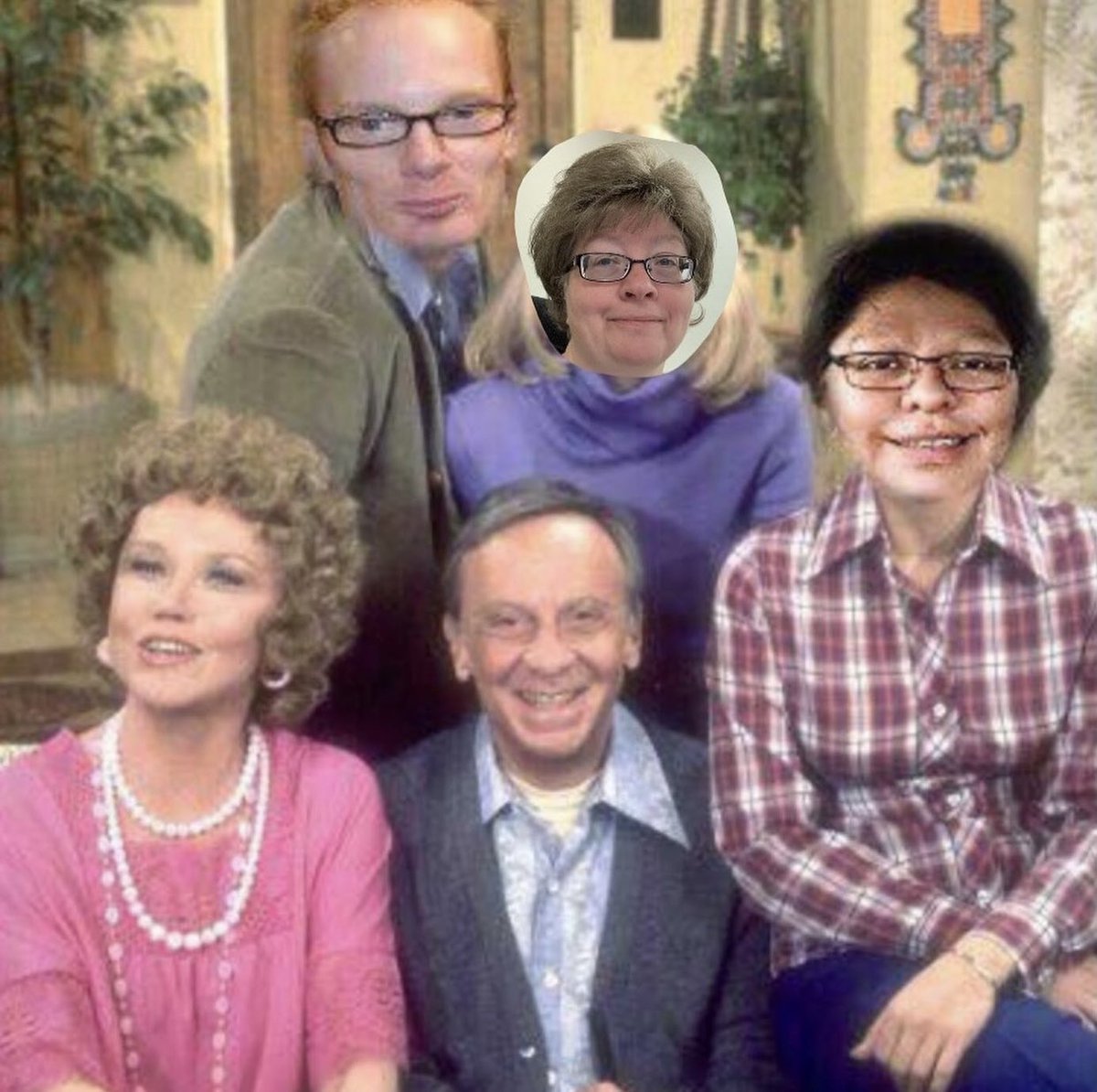 Pocahontas0470G's tweet image. @sternshow @iclightbeer @BarJutsu @Rickscabaretpit @TheSmilingMoose Whoop! Whoop! Look who’s comin back to PITTSBURGH Nov.15th!@HowardStern said we are“Three’s Company” in my interview! We will be at SCARPACI’S on Mt. Washington! See you there! ❤️❤️❤️🤓👍🏽