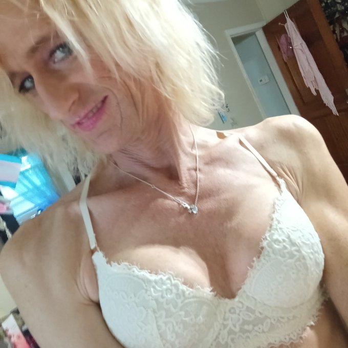 #NewProfilePic https://t.co/Wngm2IEvmd<a href="/tag/newprofilepic"class="tags">#NewProfilePic</a>