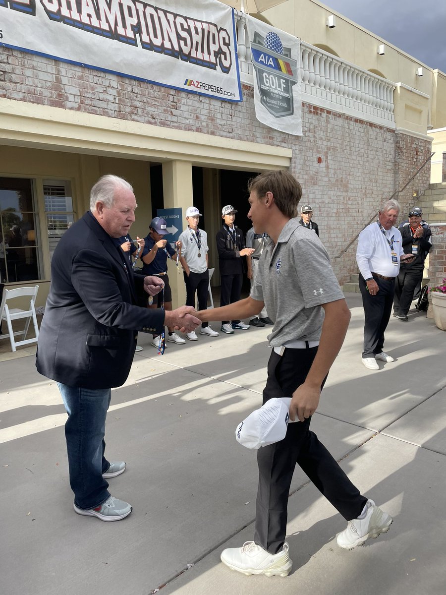 CatalinaFoothillsBoysGolf tweet media