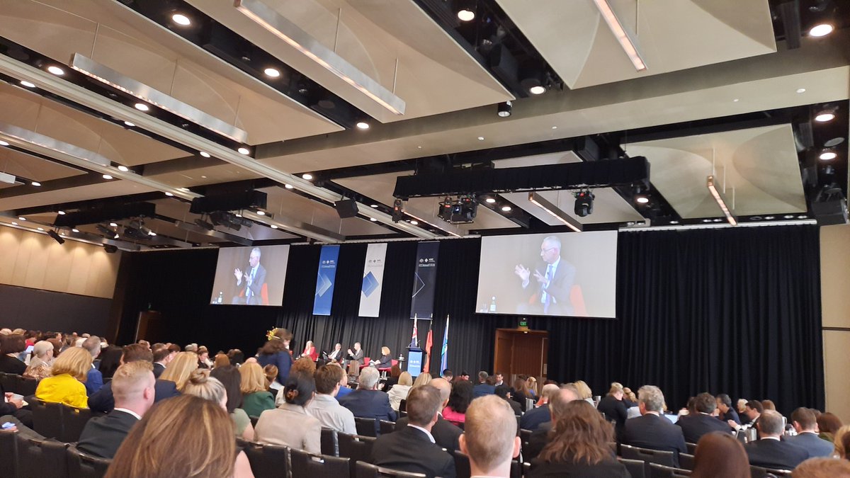 AusShares1's tweet photo. Closing session - Meet the regulators - ASIC Forum. APRA ASIC AUSTRAC ACCC  - Financial accountability or FAR regulation is almost here #aaf2022 https://t.co/cvkEayn8Nj