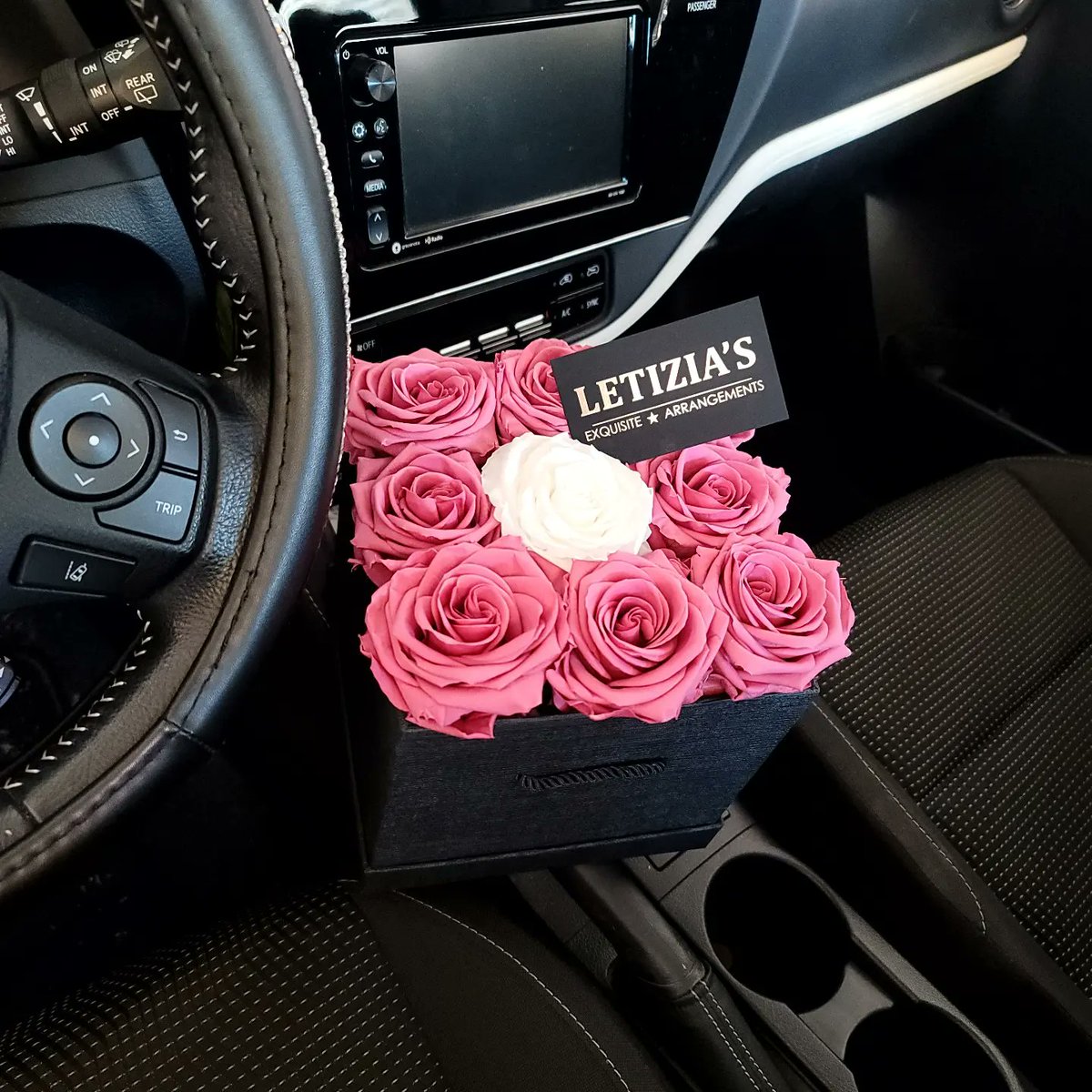 lg_exquisitebox's tweet image. OUR NEW FAVORITE 💗 CHERRY BLOSSOM Letizia's Exquisite Arrangement  roses that last 1 year

#preservedroses #rosesthatlastayear #favorite #cherryblossom #lovebox