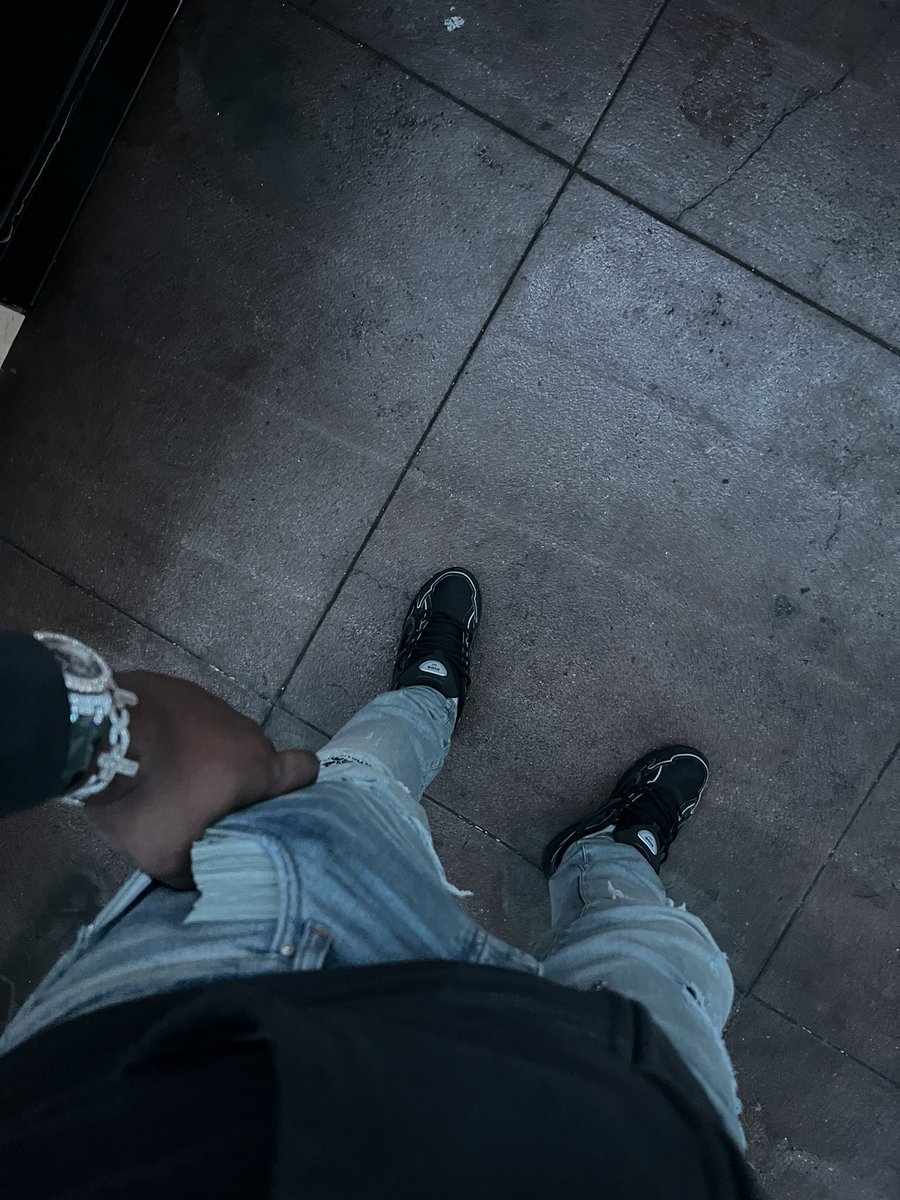 FLAWLESSLUCKI's tweet photo. The Real Yung N Turnt Free My Fav Rapper Lolskiii https://t.co/DRphLi3SDX