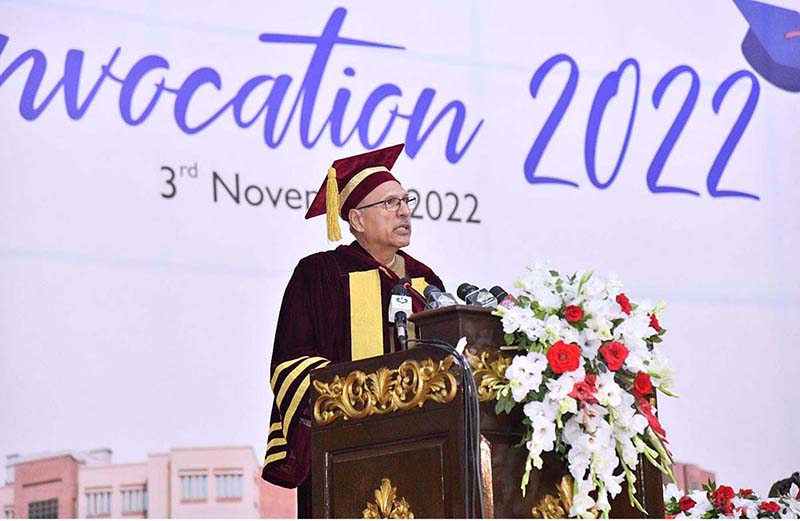 CUIofficial's tweet photo. President Dr. Arif Alvi addressing the 17th Convocation of COMSATS University, Islamabad at Jinnah Convention Center
#presidentofpakistan #CUIIslamabad #Comsats
#comsatsuniversityislamabad #cuiconvocation #CUIofficial #cuinews #cuievents #cuigraduation #jinnahconventioncenter https://t.co/PpNApf8Kcs