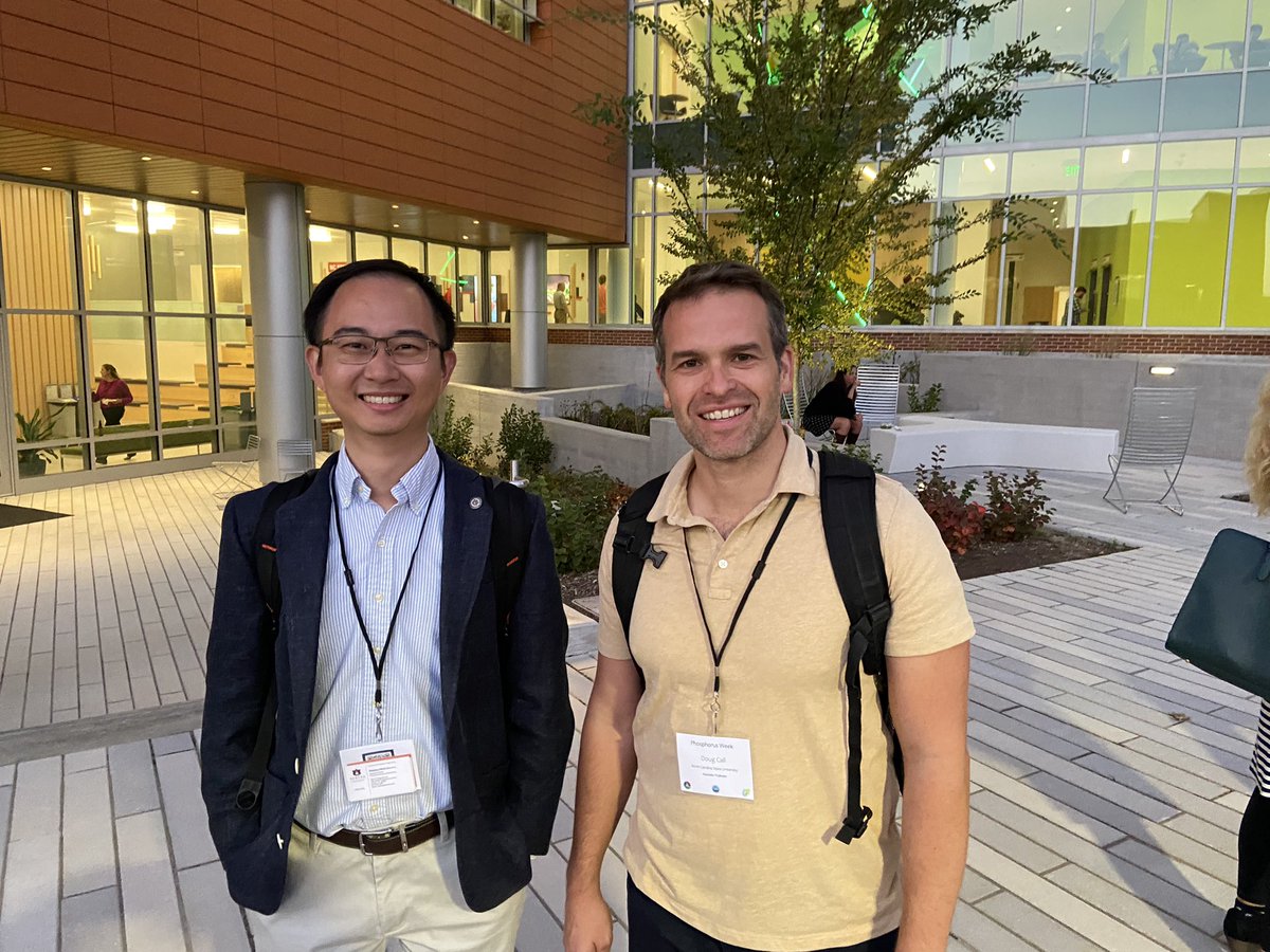 ZouShiqiang's tweet photo. Our lab experienced some up and downs in the past two months, but we made it to the #PWeek22 hosted by @STEPS_STC. @JachinZHAO had a nice chat with Dr. Brooke Mayer, while I finally met my @AEESProfs junior faculty mentor @DougCall4 in person. Onward to the last day of P Week. https://t.co/hP1pjDQpZs