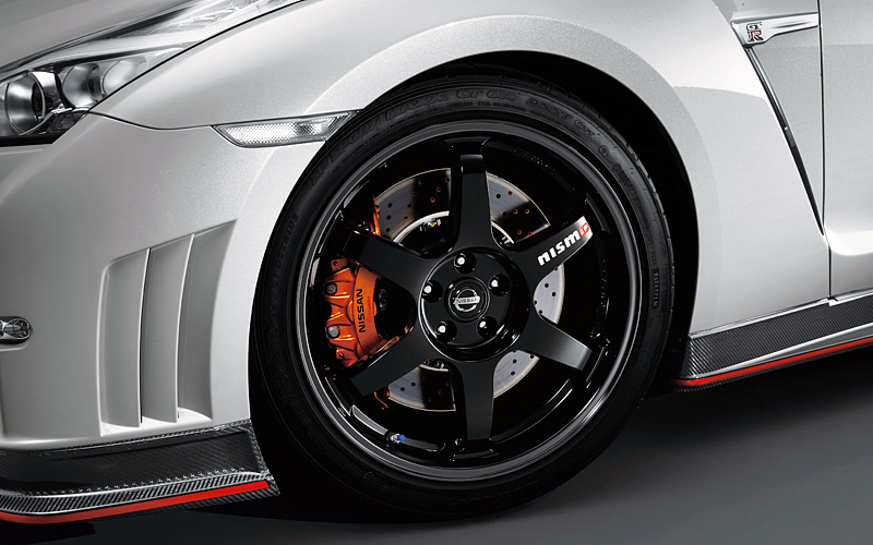 STREAMTECH8's tweet photo. NISSAN R35 GT-R NISMOタイプ フルエアロ セット 綾織カーボンタイプ ボディキット

詳しくストアまで：https://t.co/oZis38FObp

#外装
#カスタム
#ドレスアップ
#エアロ
#改造
#車好きな人と繋がりたい
#車好きと繋がりたい
#外車パーツ販売
#外車部品専門
#スポーツカー
#gtr
#r35
#gtr35
#r35nismo https://t.co/gLRx92PgAM