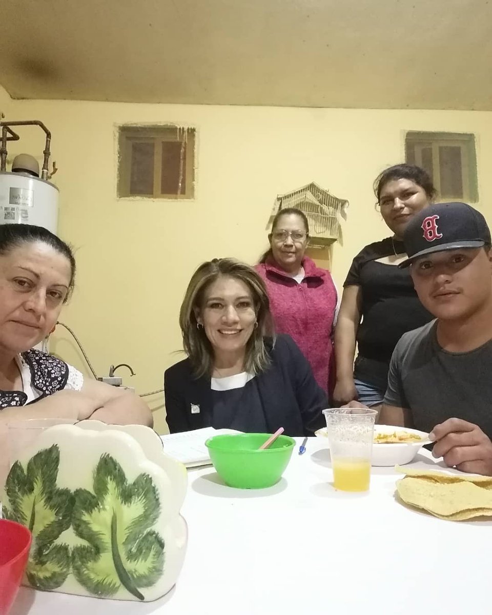 LauraBChiw's tweet photo. Culminando el #CursoTIP para nuevos militantes del 💙 PAN en Morelos, Zac. Dando testimonio Panista #MásYMejoresPanistas https://t.co/H9eYgI9UIz