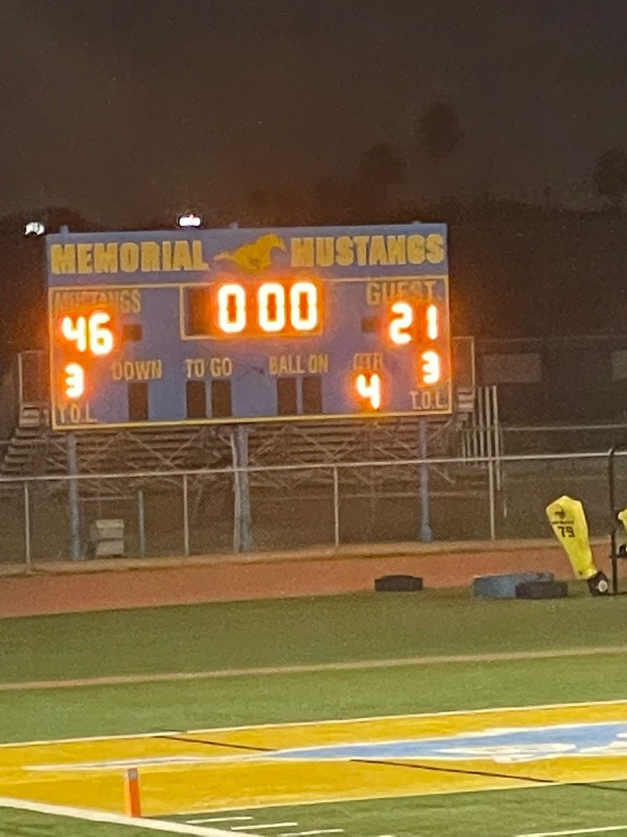 And that’s a wrap🏈 for our 
Freshman Dark Team! Proud of all the boys🙌🏼👏🤙🏼