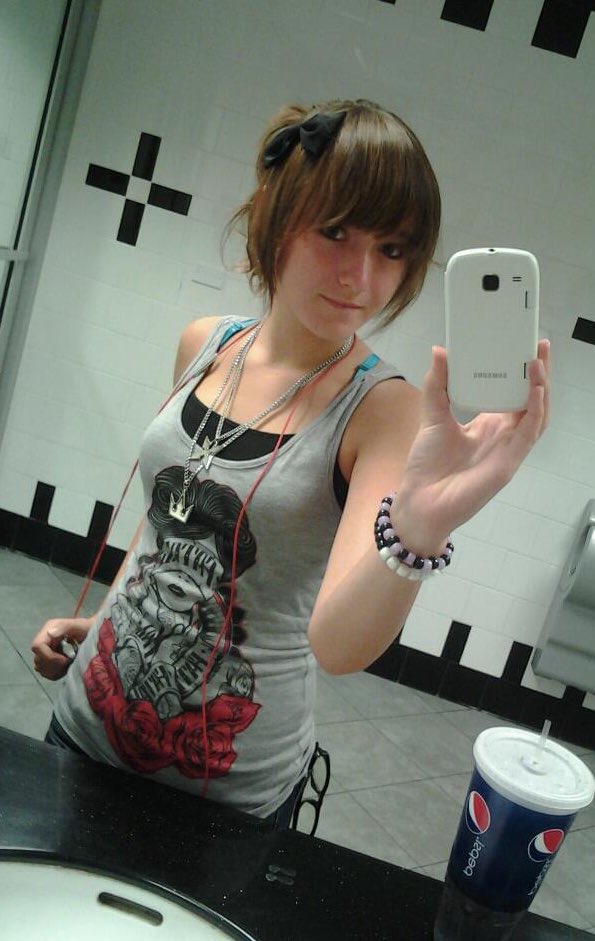 TW Pornstars - 1 pic. Kawaiiqueen ⮕ AX CHIBI. Twitter. 2012 - 2022. 4: