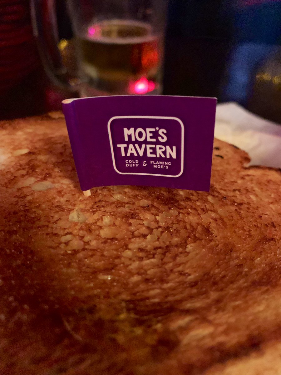 devillainess's tweet photo. Yes. I did. Hot-diggity-dog! I went to Moe’s Tavern.
#atx #flamingmoe #coldduff #morstavern https://t.co/E4kXzirBc6