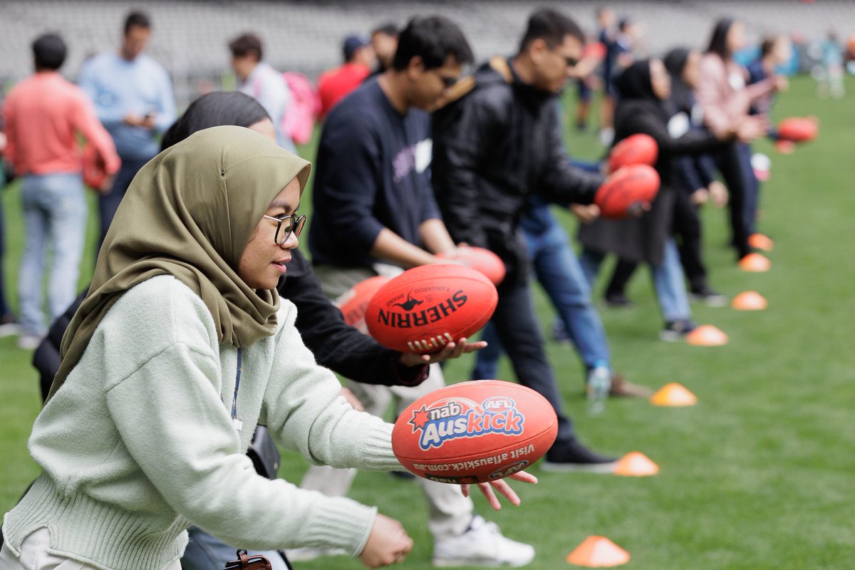 DFAT Victoria tweet media