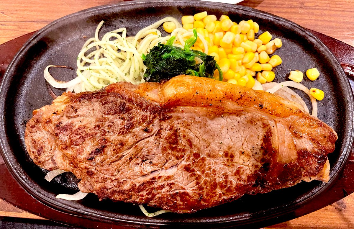 1ポンドステーキ🥩と
3ポンドステーキ🥩🥩🥩 