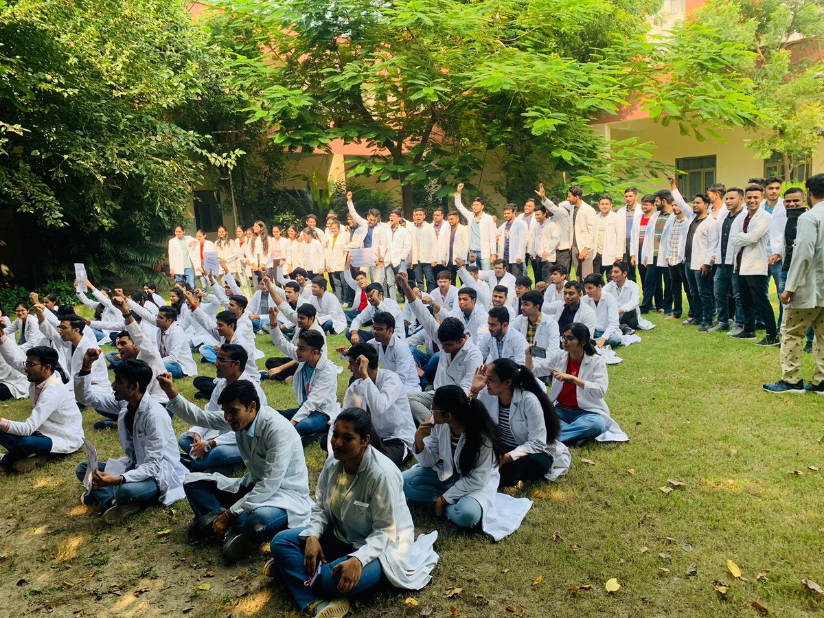 salonia_neeraj's tweet photo. #shameonharyanagovt https://t.co/8M9mn3cplZ