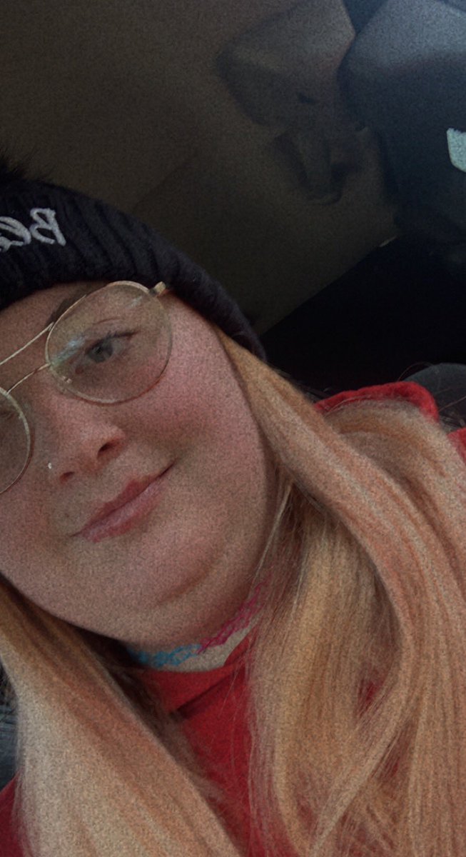 Anyone cashapp me and help me out with stuff I need and want plz and thank u so much ~
                 $hornyginger