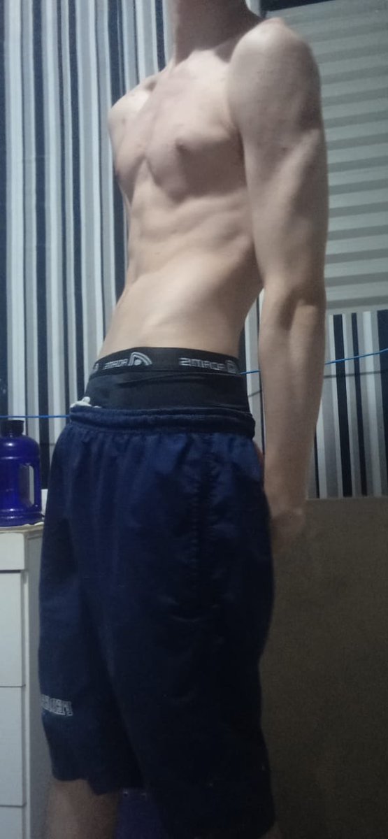 lucasbravoff's tweet photo. Fevereiro>>>Outubro
8 meses e um pouco mais de 10
 kilos de diferença https://t.co/Fv1wOs5u0j