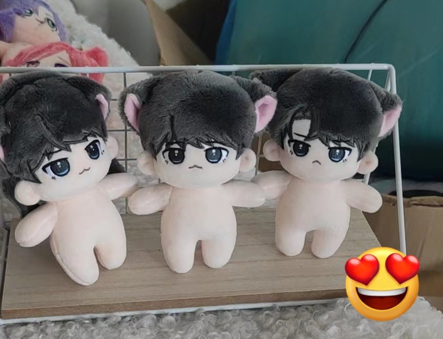 봉제샷 받았습니다!
제 눈엔 원하는대로 샘플이 잘 나온것 같아 일단 받아보기로 했습니다ㅠㅠ♡♡
재생산 전 샘플과 비슷한 느낌이 나지 않나요ㅠㅠ
생각보다 정말 같은 느낌이 나서 놀랐습니다
