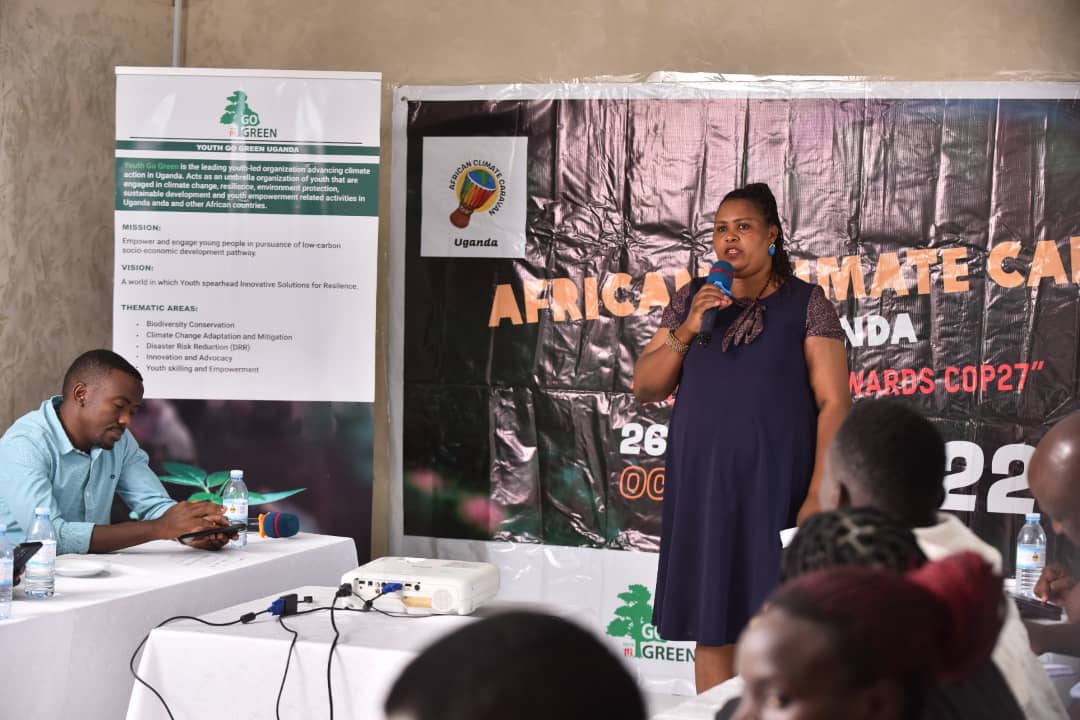 JothamWest's tweet photo. Lead by our teamleader Edwin Muhumuza and my fellow youth from Youth Go Green Uganda we presented the petition #TheMbaleDeclaration which we complied during the #africanclimatecaravan. in  Mable to Memebers of perliament. 
#Africanclimtecaravan
#ugandaclimatecarava 
#cop27. https://t.co/8ViED6H3dN