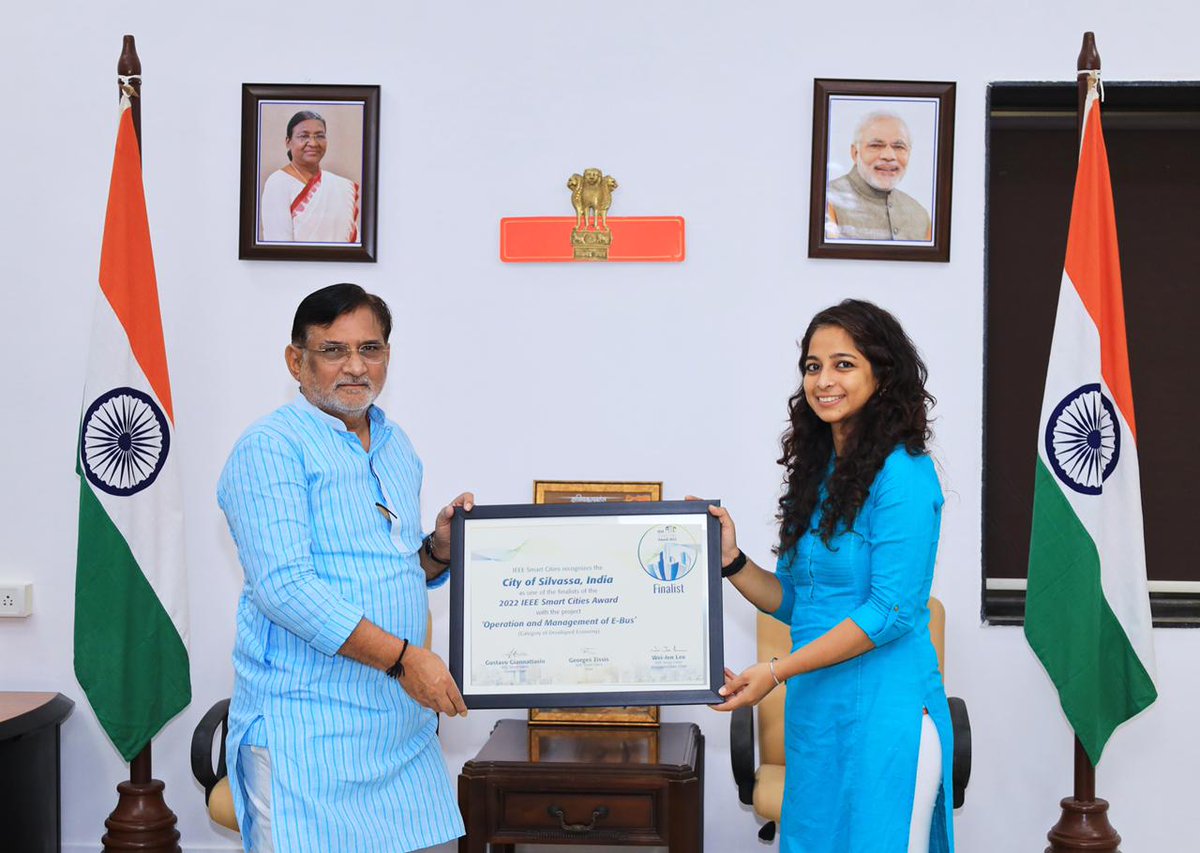 First ever International Award for the territory of Dadra and Nagar Haveli and Daman and Diu bagged by Silvassa Smart City for the operation and management of E-Buses, being presented to Hon’ble Administrator by CEO <a href="/CharmieParekh/">Charmie Parekh🇮🇳</a>