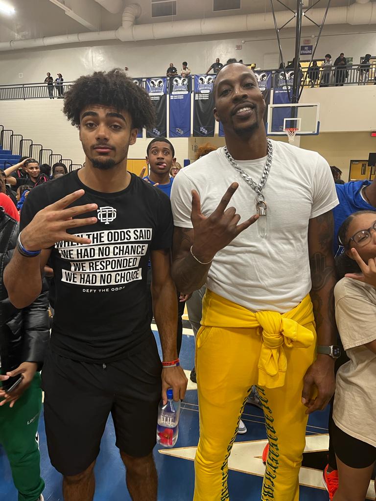 KamPatterson01's tweet photo. I had an amazing time tonight at NHS 1st Annual Midnight Madness Basketball with @iamBriaJanelle @DwightHoward @msbasketball1 @NewtonRamsHoops @AthleticsNewton thank you for a great time. BE BLESS & #AllToGod https://t.co/xrHtTXTPNV