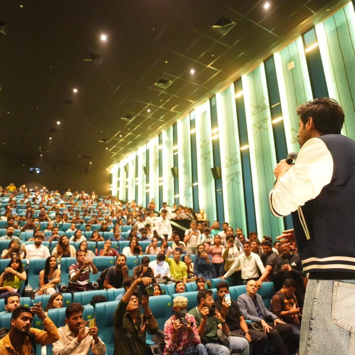 Ajay Devgn on Twitter "Hi TheAaryanKartik, thank you for visiting our