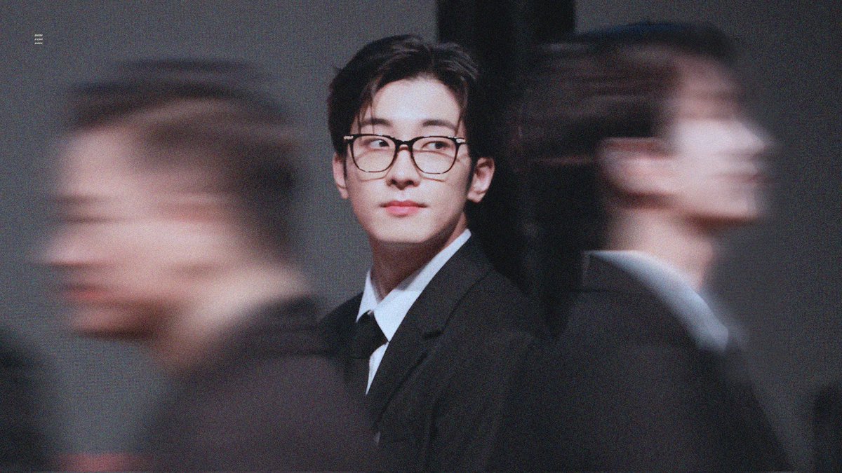minwon95's tweet photo. In the midst of the crowds
In the shapes in the clouds
I don't see nobody but you 💜 https://t.co/fHJyyRV8ah