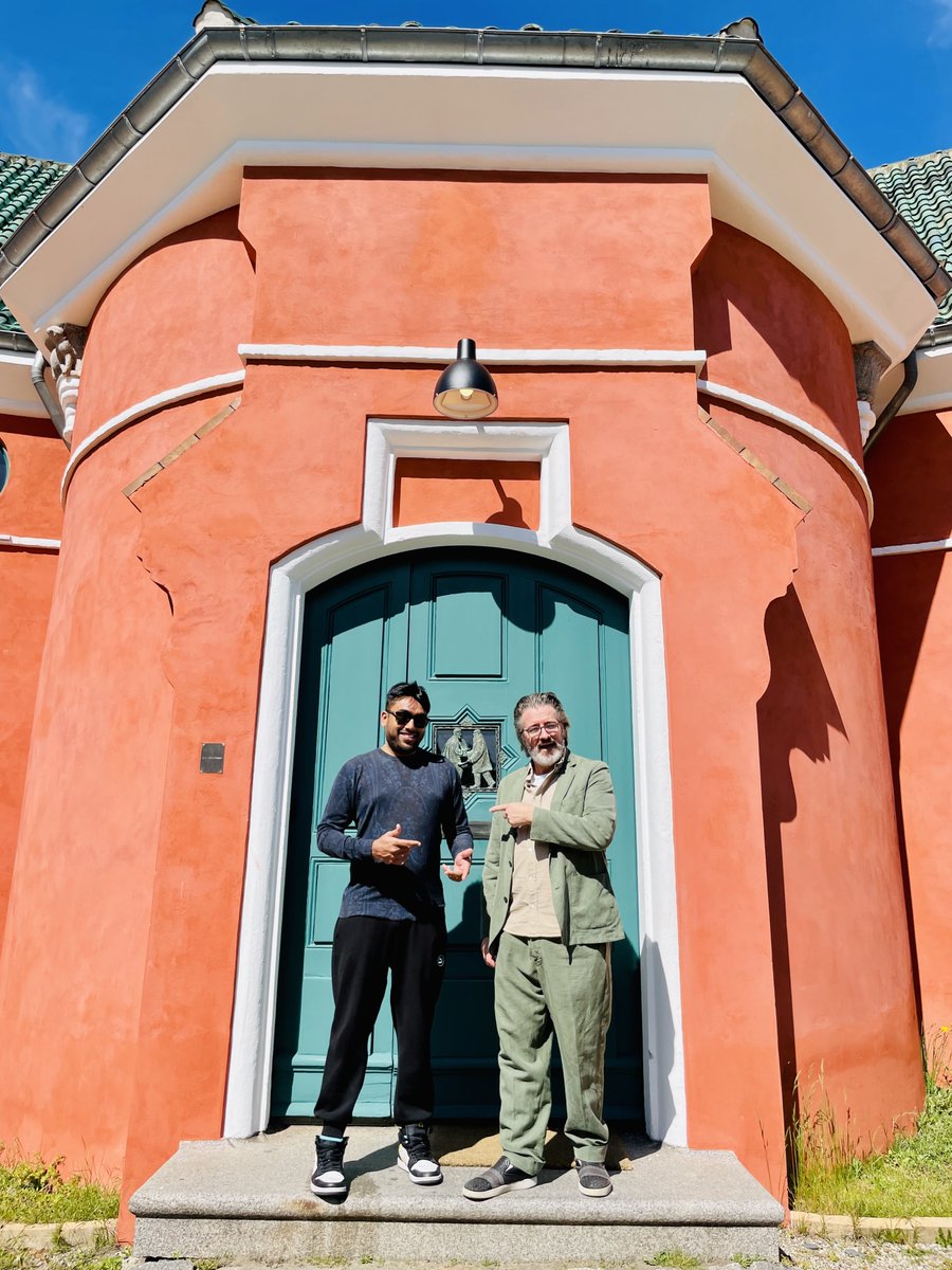A fond totem of friendship, shared as a photograph taken in Copenhagen. 
@Metapurse <a href="/olafureliasson/">StudioOlafurEliasson</a> <a href="/AcuteArt/">Acute Art</a> 
2/6