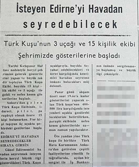 AydemirAy1's tweet photo. 1 Haziran 1982, Edirne Gazetesi

İsteyen #Edirne'yi havadan seyredebilecek. 

#Ankara'dan gelen #TürkKuşu'nun Edirne'ye getirdiği 3 uçak ile 400 - 500 TL arasında ücretle uçtukları bir faaliyetti.

Yakın tarihli olduğu için hatıralarda halen yer alır. 
@edirnegazetem https://t.co/h9z9JFi8mg