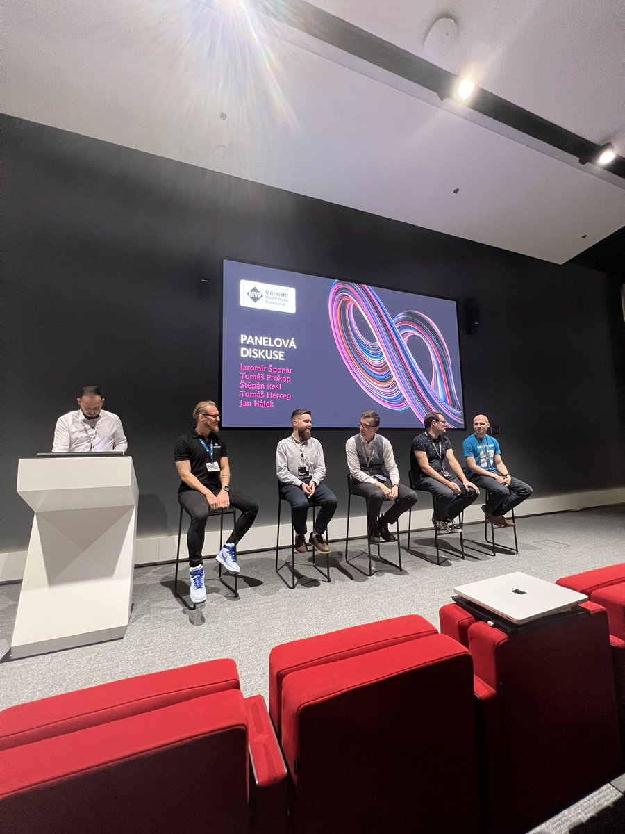 Yesterday I was on an excellent panel debate with <a href="/prokytom/">Tomas Prokop</a>, @JaroSponar, <a href="/hajekj/">Jan Hajek</a>, and <a href="/hercegtomas/">Tomáš Herceg</a>. Topic? Ask us anything 😁