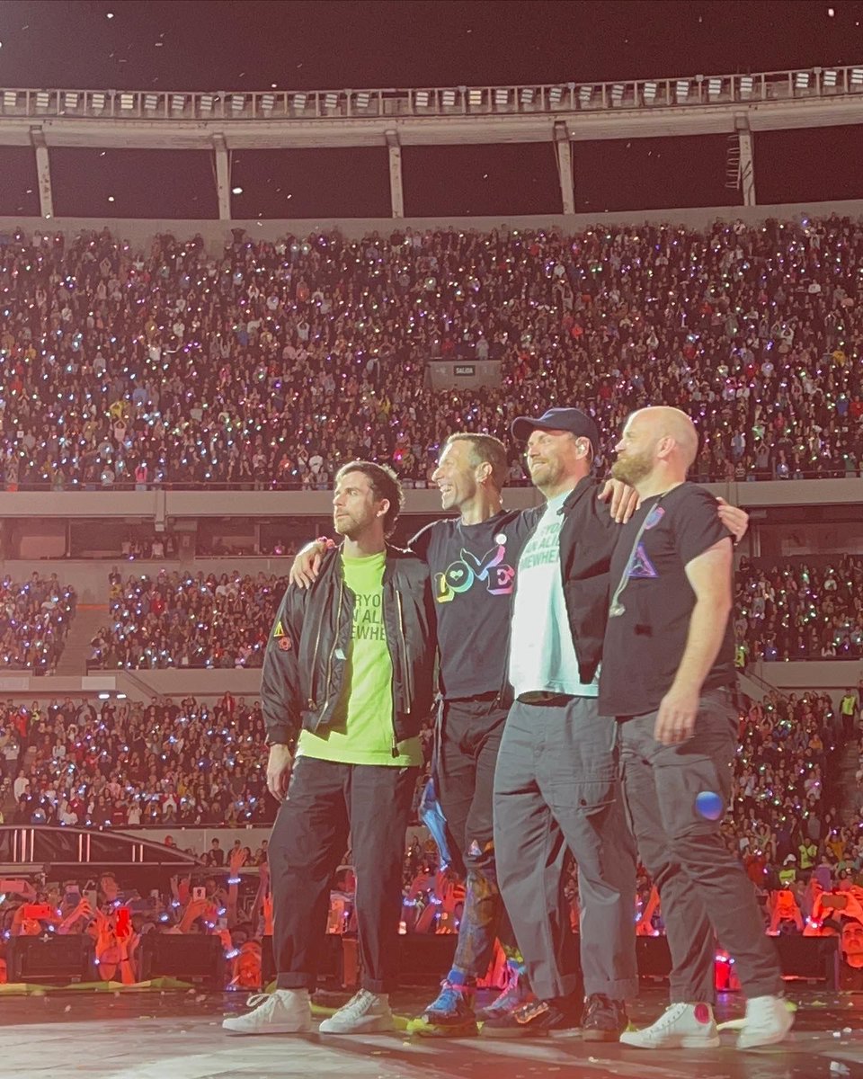 BereSantos5's tweet photo. La mejor noche de mi vida 🧡 https://t.co/BcVym53Upx