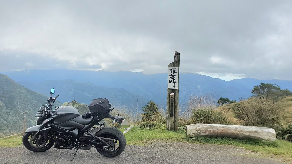 sehssts's tweet photo. #見た人も無言でSUZUKIを載せる https://t.co/gTY6Dvydkk