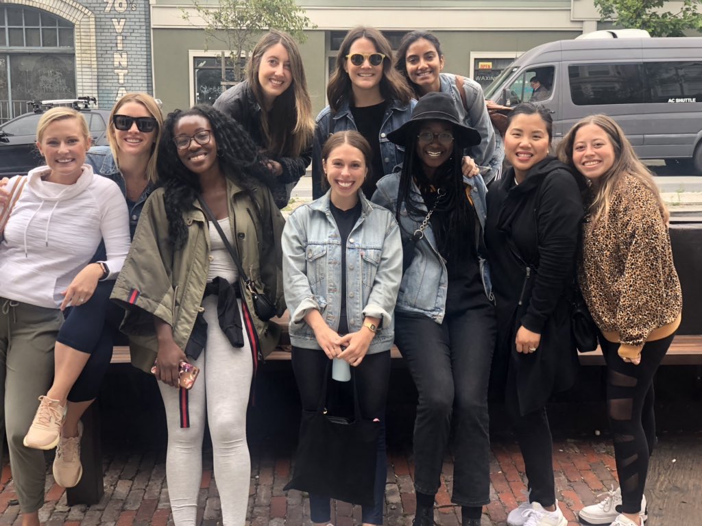 Julie Steele tweet media