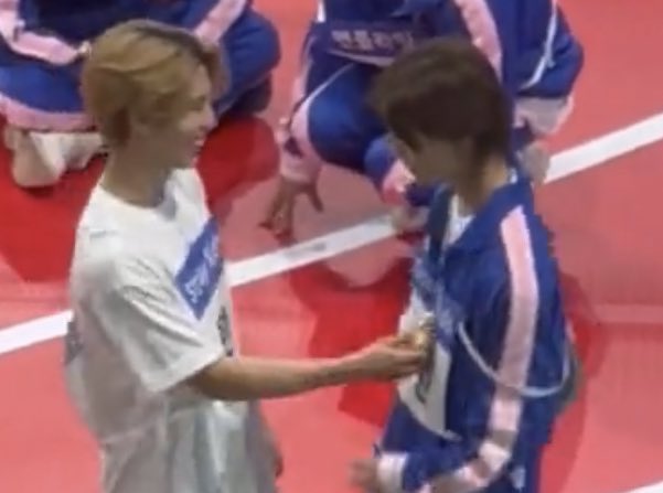 hyunrcha's tweet photo. no one: 
jisung w hyunjin during this year's isac: 🥰 https://t.co/x4Icy64VLb