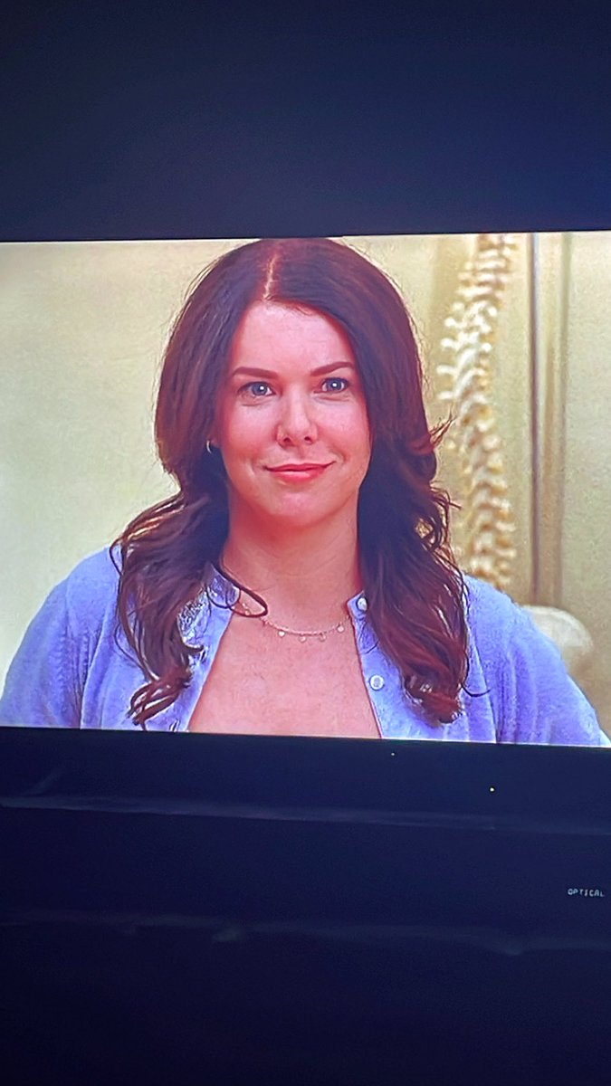 oiwiththepoodls's tweet photo. #TGIF What a week! ๐ด What better way to celebrate the weekend, than to watch the beautiful, immensely talented @thelaurengraham ๐ฅน. Could she honestly be any more beautiful? ๐ Or any more talented?! At literally everything she ever does? ๐ฅน๐ซถ๐ผ #theanswerman https://t.co/qSm1Pd2Gq0
