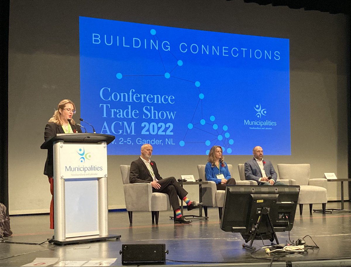 Managing Director Roseanne Leonard with Craig Pollett of <a href="/MunicipalNL/">MNL</a> and Mark Whiffen of <a href="/CBDCCentralNL/">CBDC Central NL</a> chatting about the Regional Economic Development Taskforce at the MNL Conference this morning.
