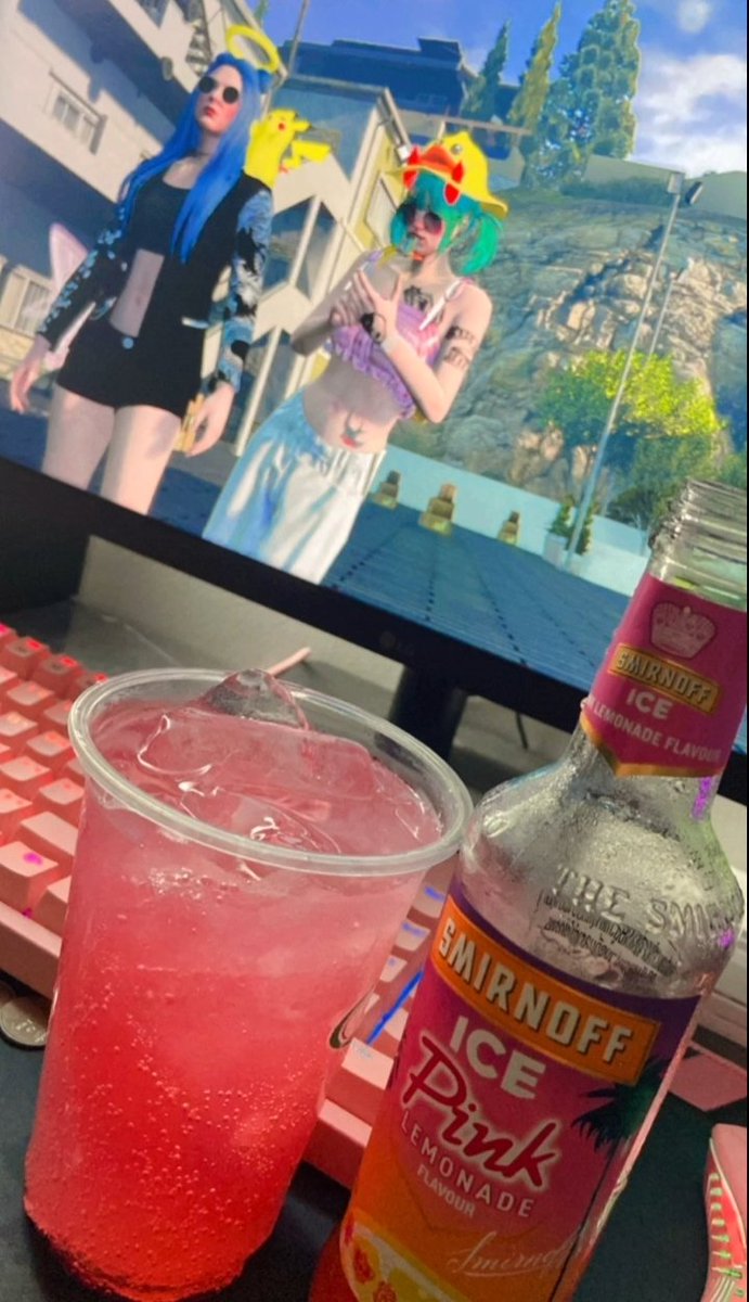 l55555567's tweet photo. เหงามากมายครัชเธอ🥲
#FiveM #ฮีท https://t.co/Vpfo00LeUN