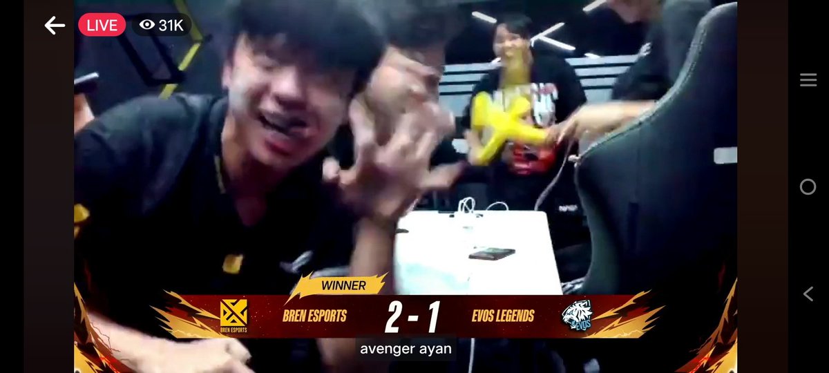 Cha Asistores tweet media