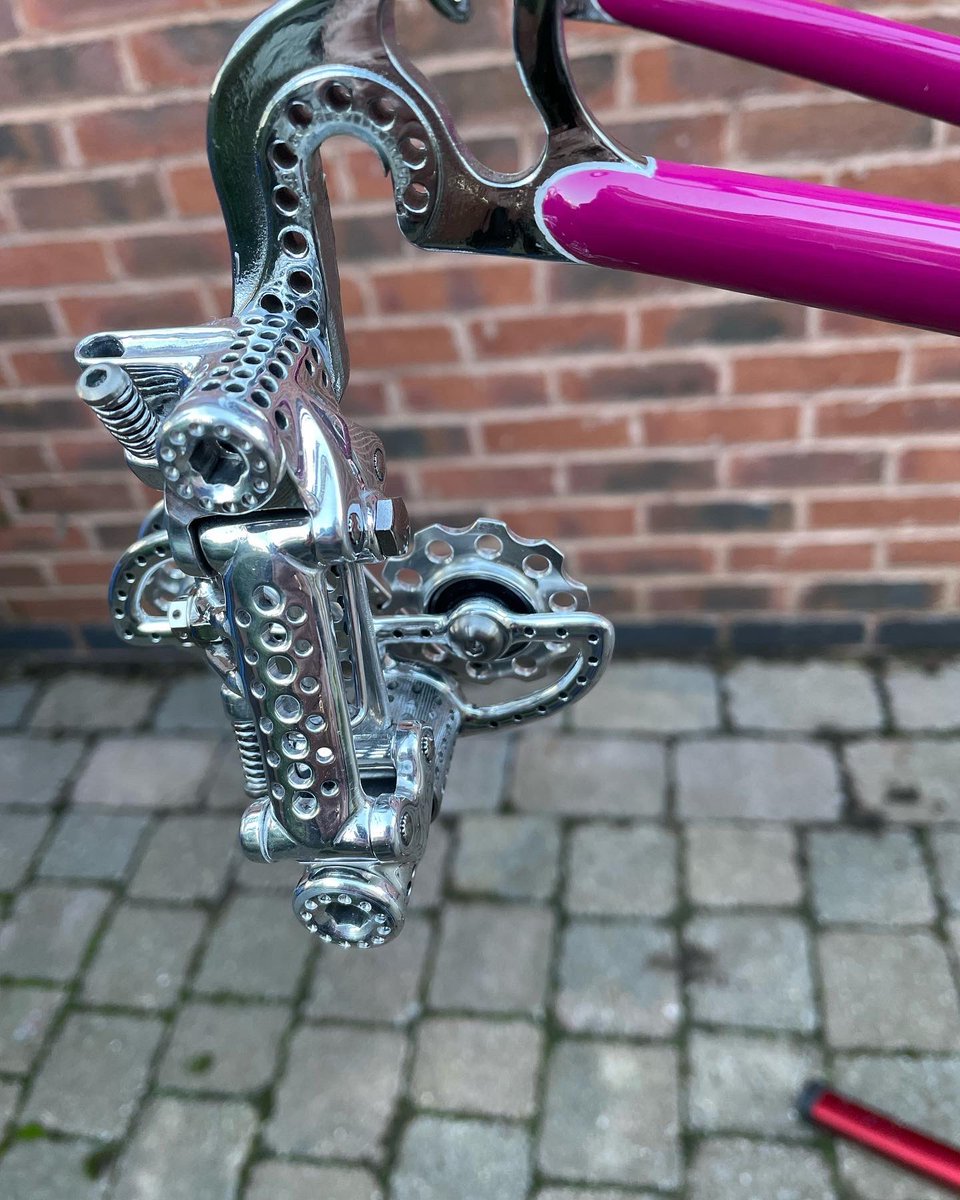 TheCampagKid's tweet image. Next part - the drillium RD, freewheel and QR. Started to look very period ‘70s tt. 😊