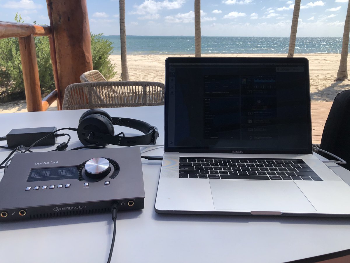 Today’s office. Going to get some time in doing some headphone mastering and mixing while I’ve got the chance.  #UniversalAudio #ApolloX4 #Nura #Luna #UA #NURAPHONE #stickeebeatz #uad #wavesnx