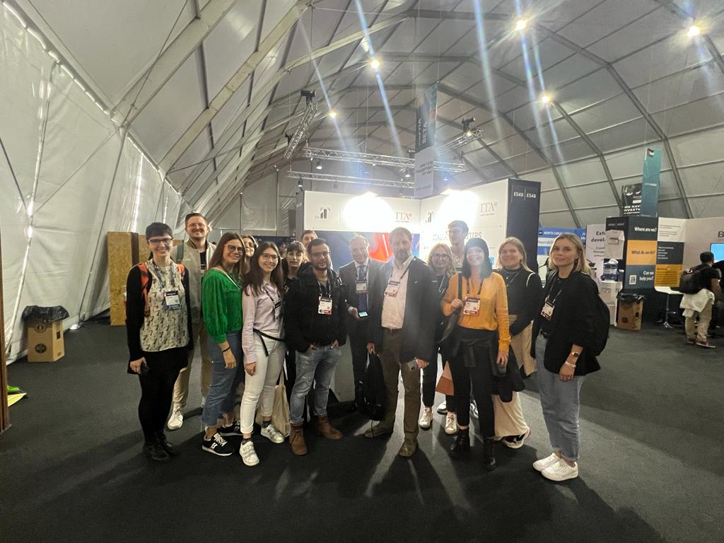 unibz MEI at the <a href="/WebSummit/">Web Summit</a>, visiting @ITAMadrid_at and the 32 Italian #startups.

#unibzwebsummit22
@unibz_news