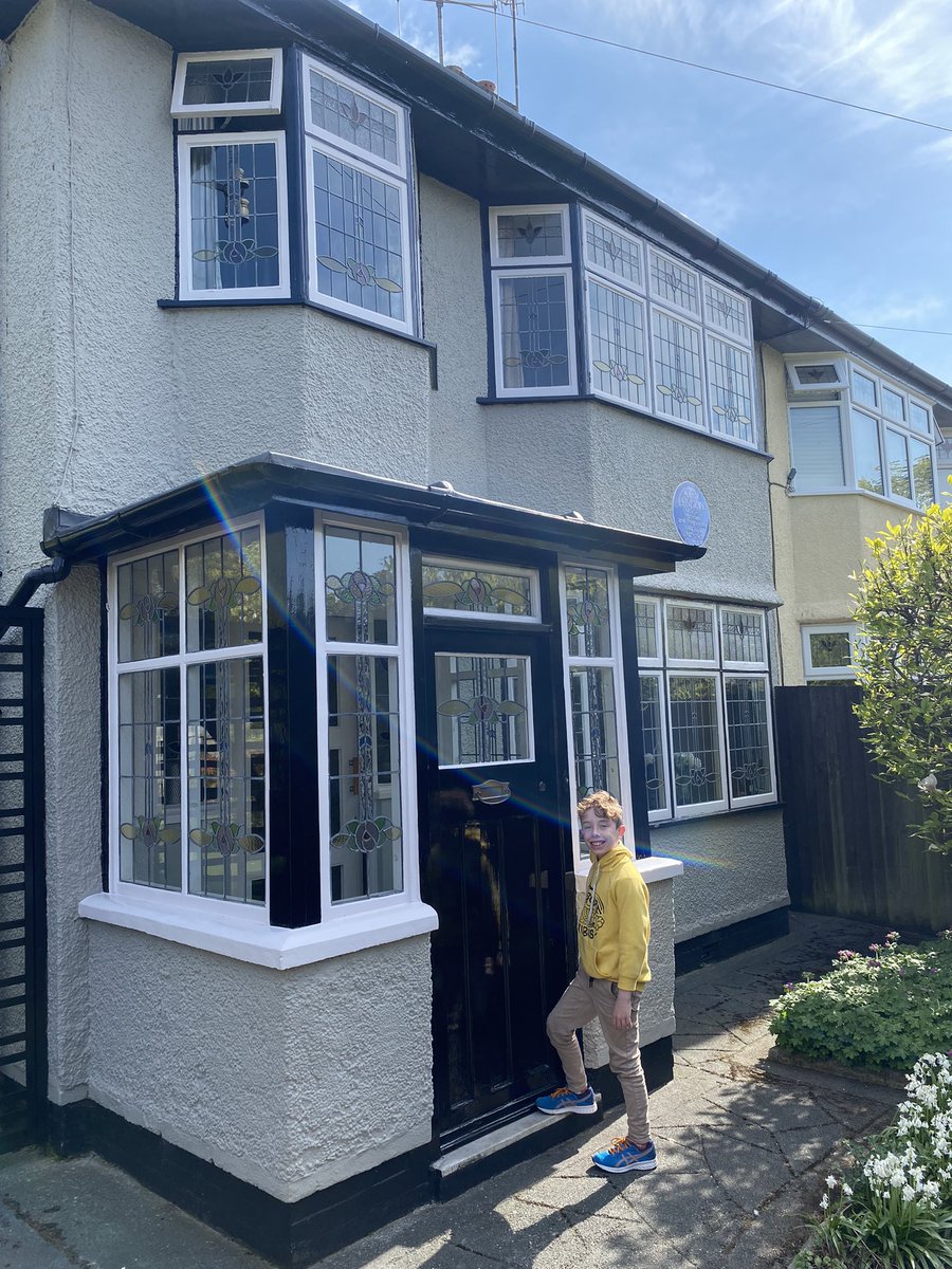 Stuart Khan tweet media