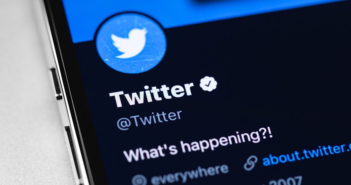 Documents seen by The Times suggest that Twitter Blue subscribers will not need their identities authenticated in order to be verified. 🔗: nytimes.com/2022/11/03/tec…