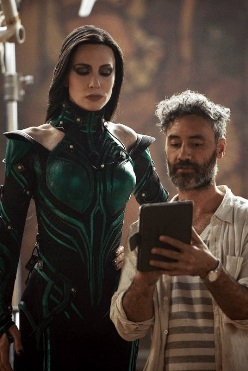 TheOnlyZanny's tweet photo. me showing my girlfriend the metacritic scores of Elden Ring and God of War Ragnarok https://t.co/JC8upGmUTz