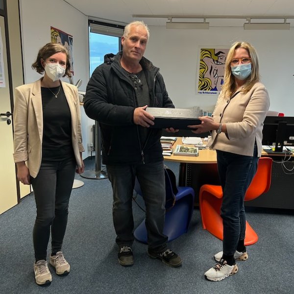 KreisAhrweiler's tweet photo. Ab sofort ist im gesamten #KreisAhrweiler ein neues, mobiles Beratungsangebot unterwegs: "Das offene Ohr". Die Idee für den Namen reichte Michael Quirmbach aus #Ahrweiler ein.👍 Weitere Infos und Termine unter: https://t.co/noujoc3ZYS https://t.co/TopUBClc5x