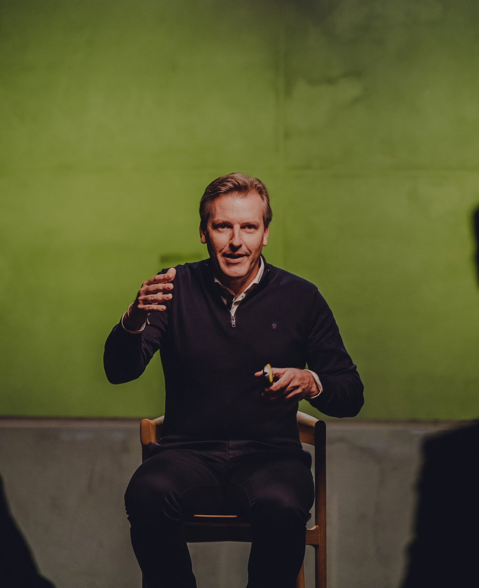 Nuestro Fundador y CEO <a href="/tonizapater/">Toni Zapater</a> participaba en #thebrandsessions 
Hablamos de nuestro modelo basado en tres pilares: Las Personas, Los Territorios y Los Hoteles. Todo ello envuelto de fuertes valores y de la filosofía Slow Life.

Foto: Merirous para Mandarina Brand Society