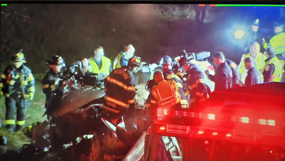 #BREAKING: Serious crash on Rt. 93 South in #Medford has both sides of Rt. 93 shutdown for a medical helicopter landing on the highway. This is a developing story and will bring you updates as we get them. #7News