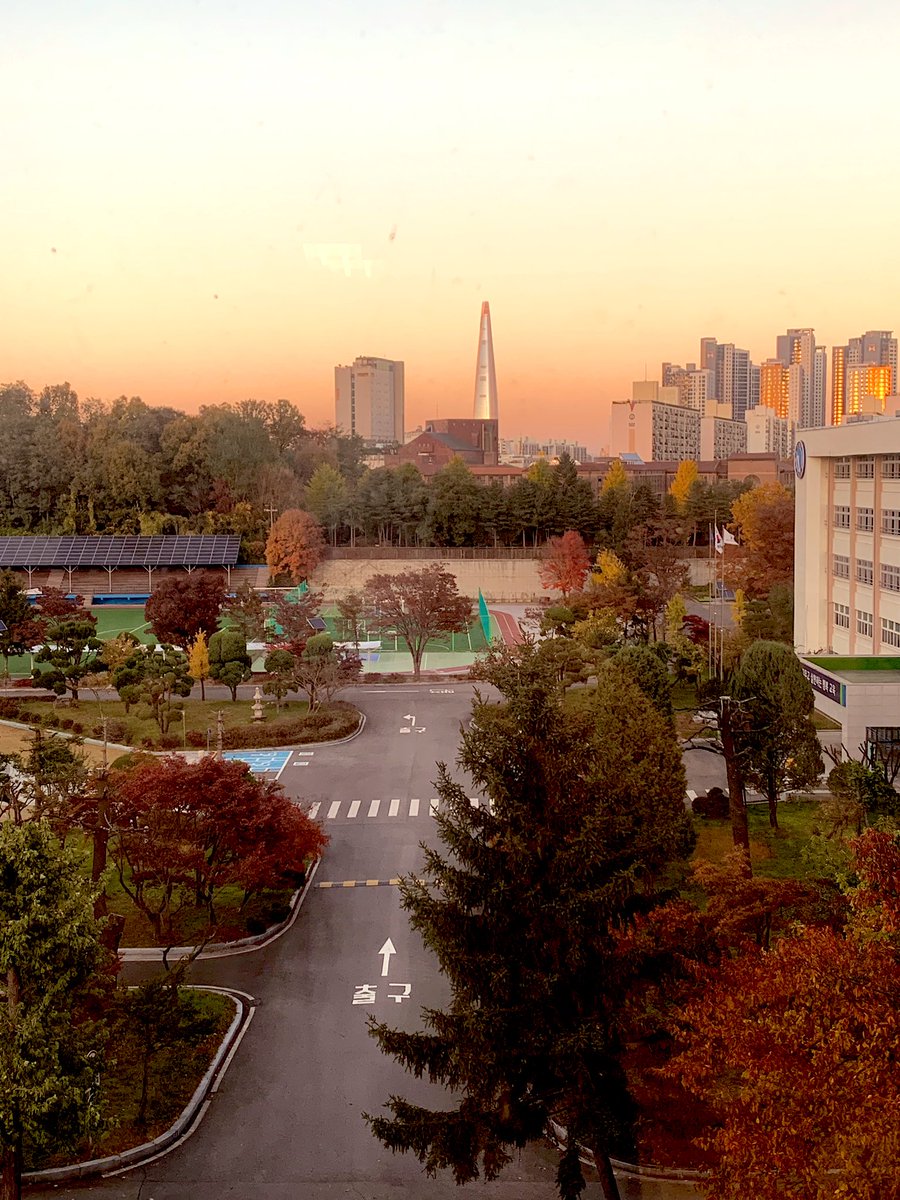 Sun setting on another great week of learning @KIS_SeoulCampus. I’ll never get tired of this view of Lotte Tower from our 4th floor lobby! Grateful for this learning community, the changing colours of the leaves, and mindful moments of quiet reflection. #kispride