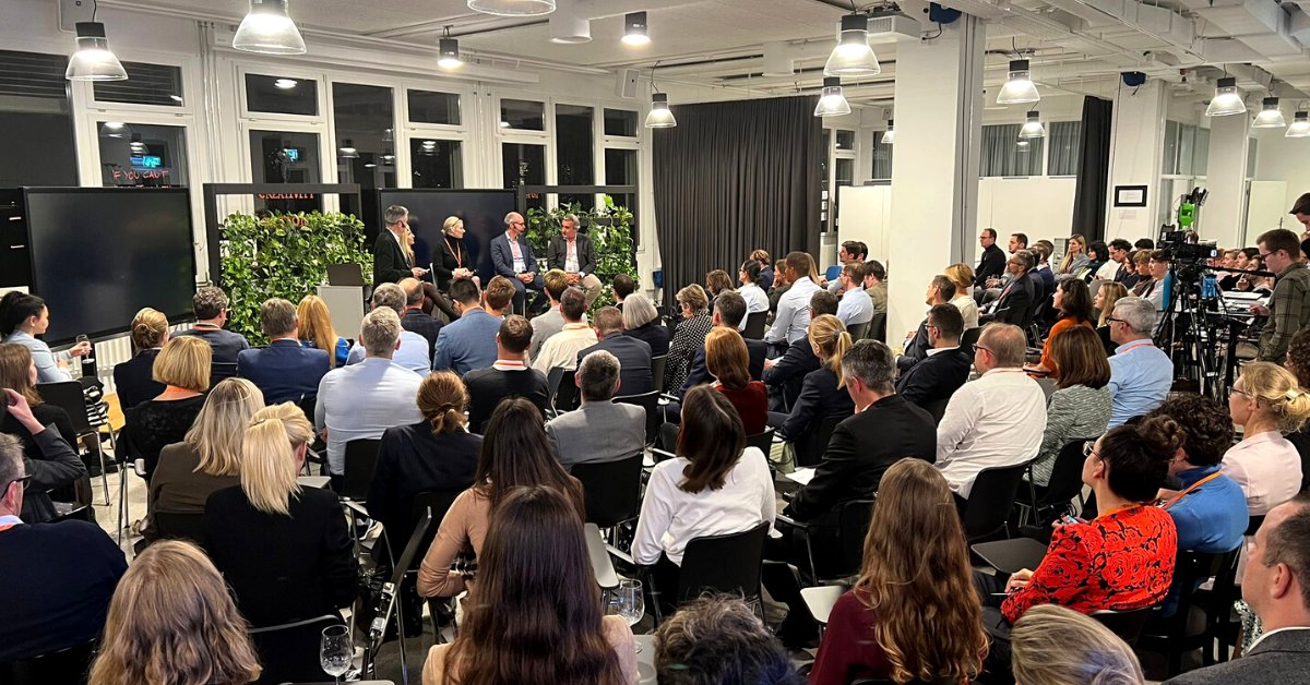 SAMBA - Swiss Association of MBAs (@swissmbas) on Twitter photo SAMBA's Sustainable Leaders Conference with <a href="/Globalance_Bank/">Globalance</a>, <a href="/PwC/">PwC</a> and <a href="/metabloqs/">Metabloqs</a> on November 1. Our over 200 in-person and online attendees learned more about "The Race to Net-Zero: Dream or Realistic Option?" in panel 1. Thank you to our amazing panelists, sponsors and partners SAMBA's Sustainable Leaders Conference with <a href="/Globalance_Bank/">Globalance</a>, <a href="/PwC/">PwC</a> and <a href="/metabloqs/">Metabloqs</a> on November 1. Our over 200 in-person and online attendees learned more about "The Race to Net-Zero: Dream or Realistic Option?" in panel 1. Thank you to our amazing panelists, sponsors and partners