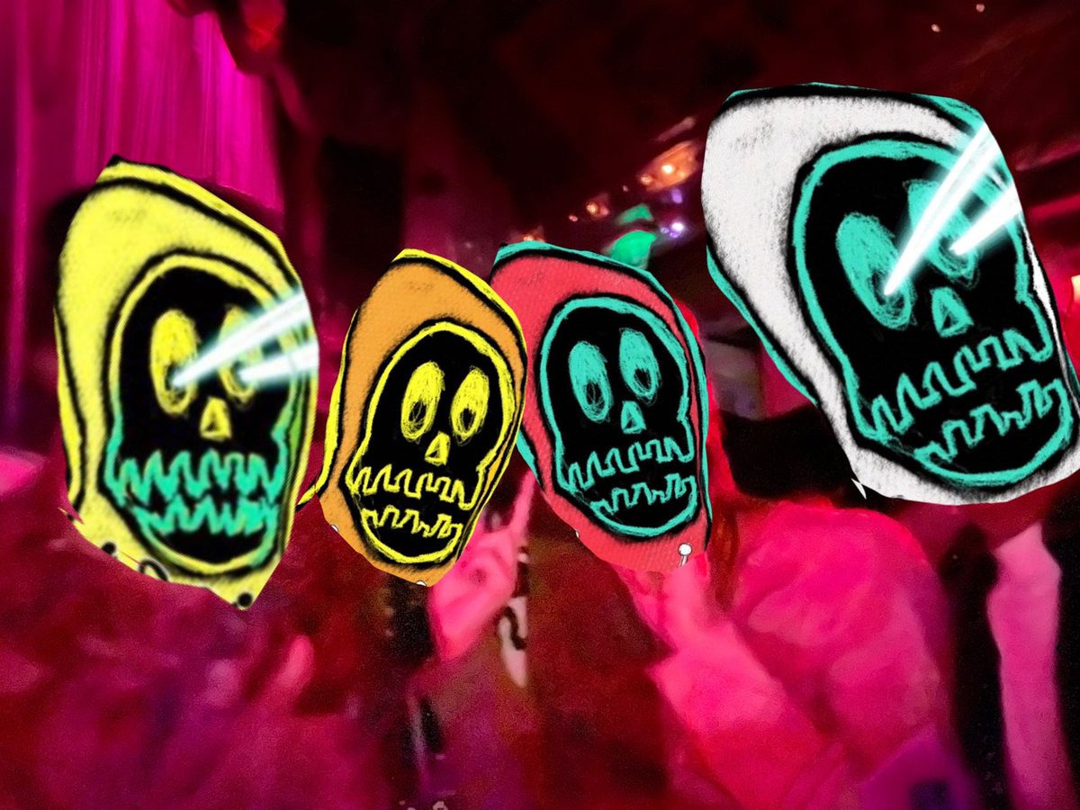 0xDarcy6's tweet photo. Finally met with @osf_nft at #therektshow, the best #nftlondon2022 party I’ve joined so far. Love @rektguyNFT and @DegenzNFT, LFG &amp; getting REKT! https://t.co/LK0dsK2UMm