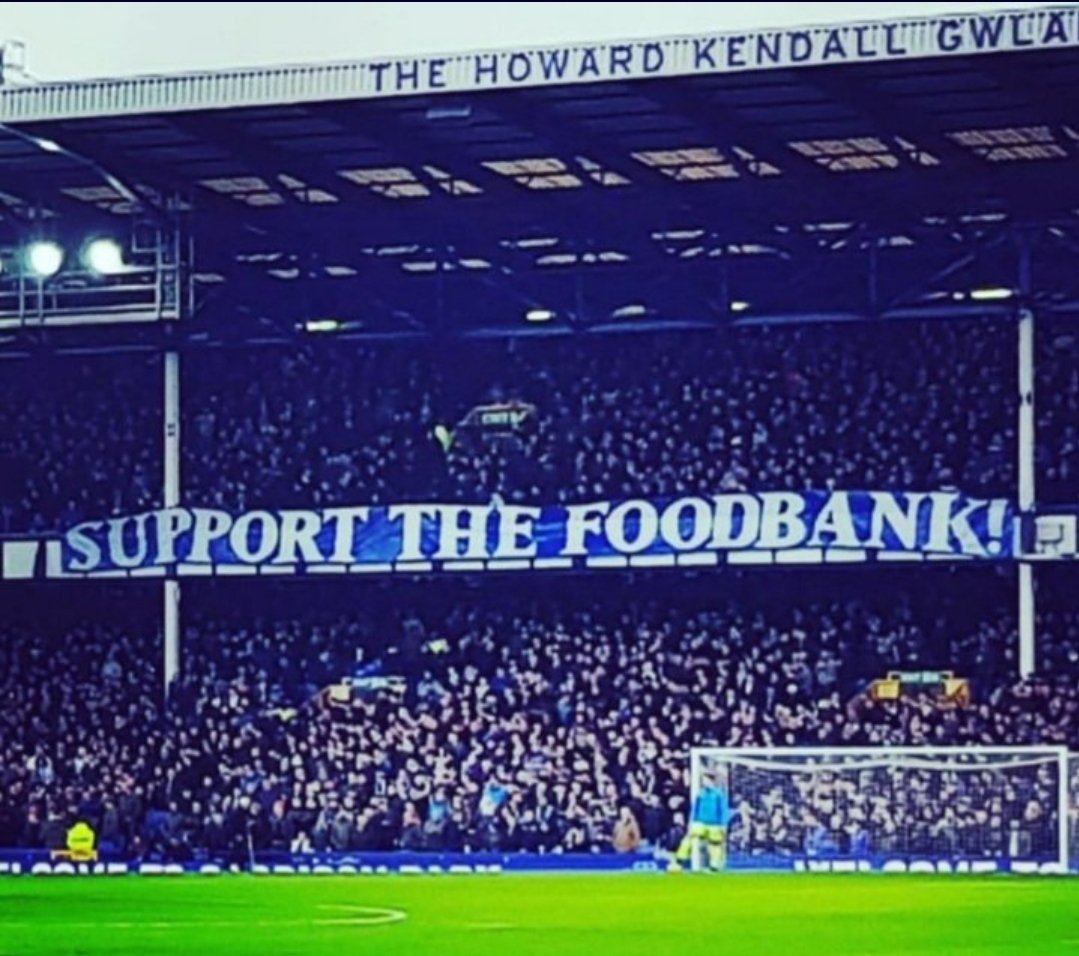 FANS SUPPORTING FOODBANKS #RightToFood tweet media