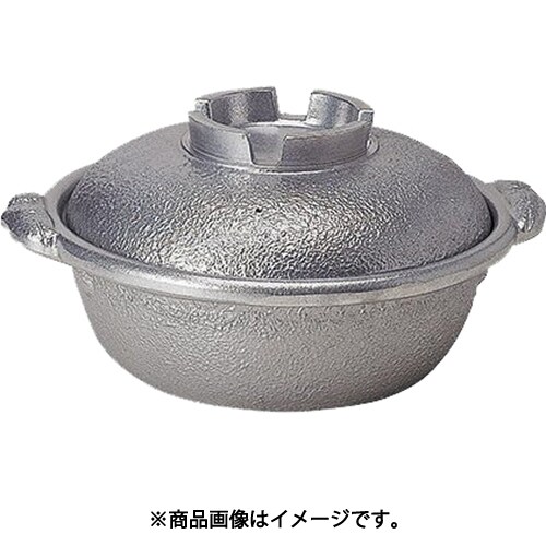 アウトドア用のアルミ製土鍋ってあったよなーと調べてみたら「土鍋風鍋」でけっこうありました。少々値は張りますが、ほぼ割れる事は無いし、アルミカトラリーよりは厚みがあるので保温性はそれよりは良いはずです。 