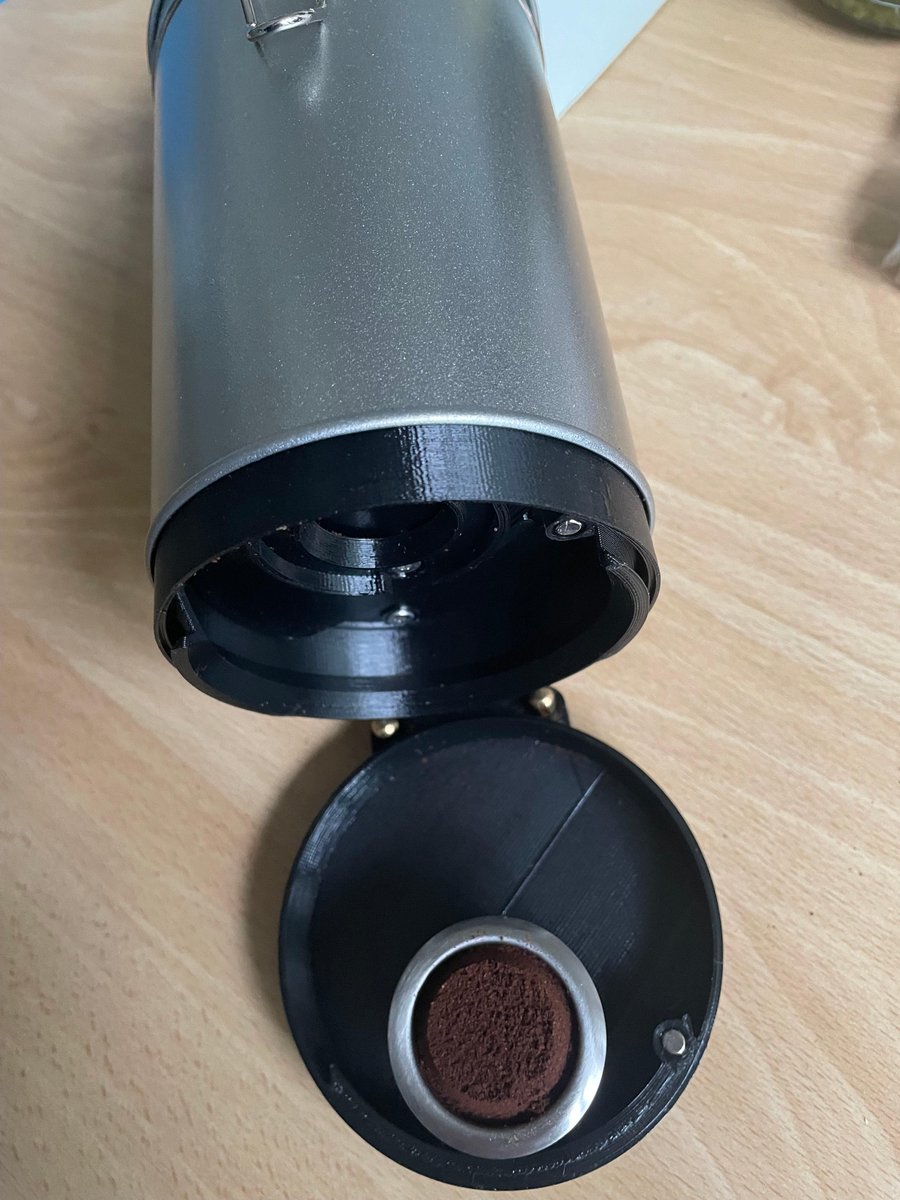 jefstrouf tweet media